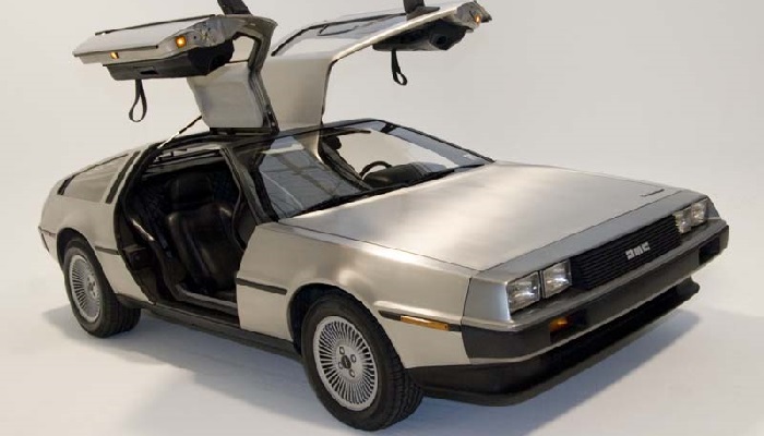 DeLorean DMC-12